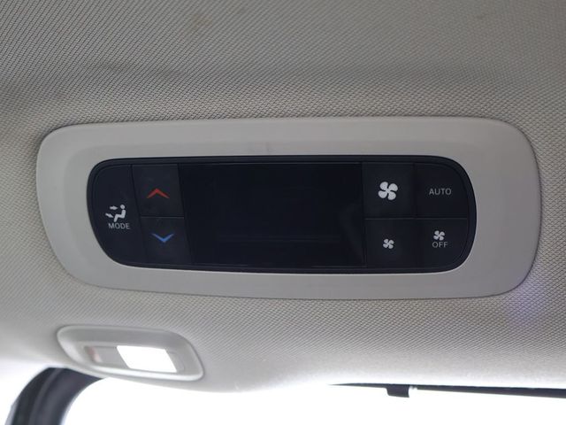2023 Chrysler Pacifica Limited FWD - 23010865 - 56