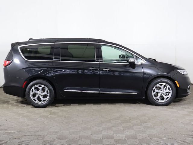 2023 Chrysler Pacifica Limited FWD - 23017039 - 22