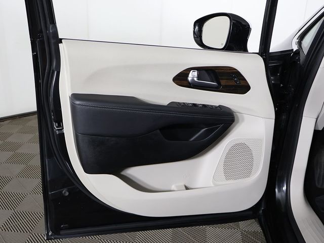 2023 Chrysler Pacifica Limited FWD - 23017039 - 27
