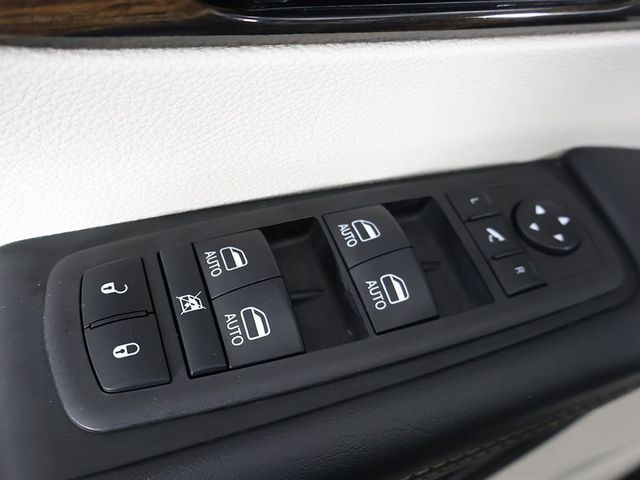2023 Chrysler Pacifica Limited FWD - 23017039 - 43