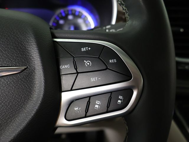 2023 Chrysler Pacifica Limited FWD - 23017039 - 48