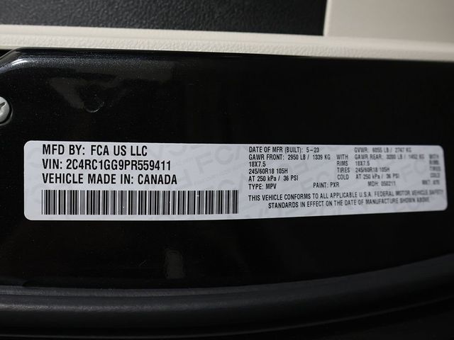 2023 Chrysler Pacifica Limited FWD - 23017039 - 61