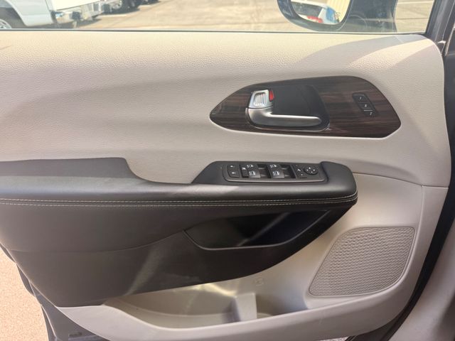 2023 Chrysler Pacifica Limited FWD - 23079952 - 6