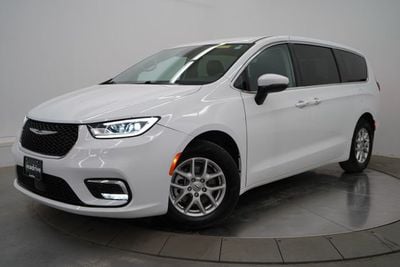 2023 Chrysler Pacifica