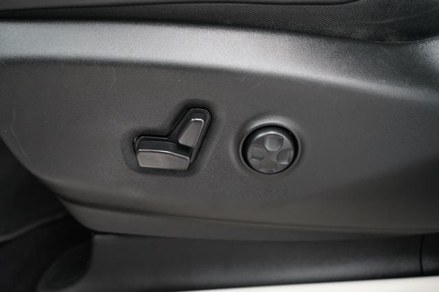 2023 Chrysler Pacifica Touring L - 23077757 - 12