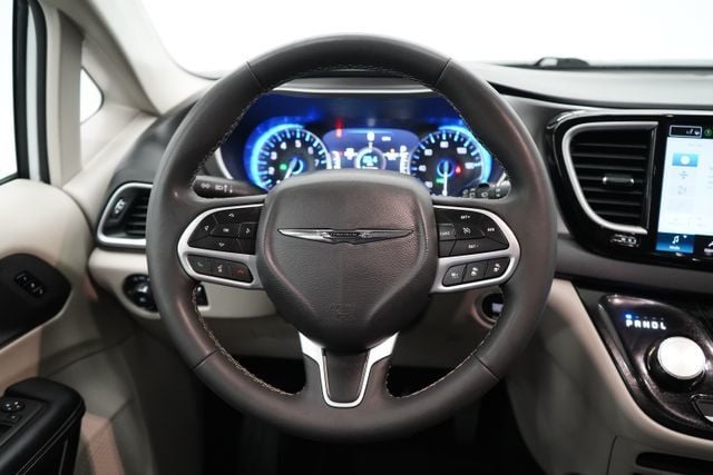 2023 Chrysler Pacifica Touring L - 23077757 - 15