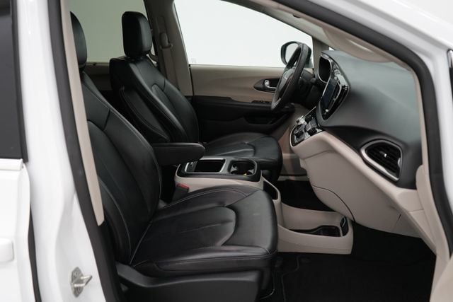2023 Chrysler Pacifica Touring L - 23077757 - 41