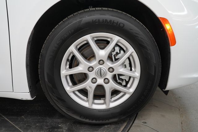 2023 Chrysler Pacifica Touring L - 23077757 - 44