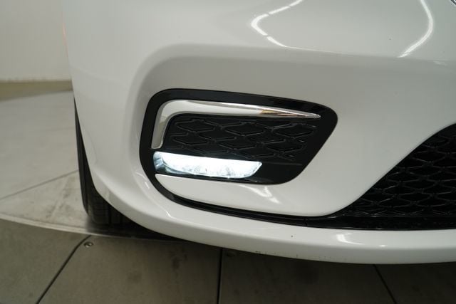 2023 Chrysler Pacifica Touring L - 23077757 - 46