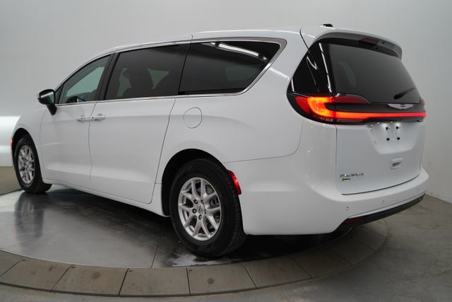 2023 Chrysler Pacifica Touring L - 23077757 - 4