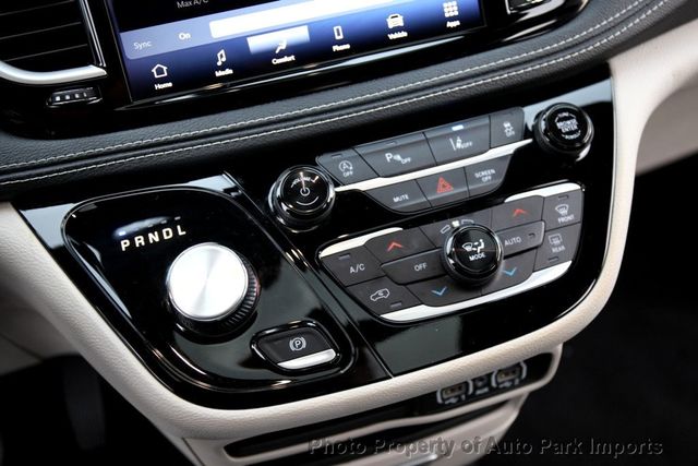 2023 Chrysler Pacifica Touring L AWD - 22881571 - 35