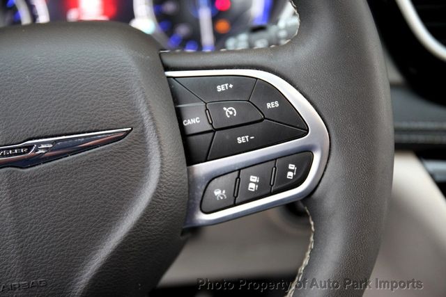 2023 Chrysler Pacifica Touring L AWD - 22881571 - 40