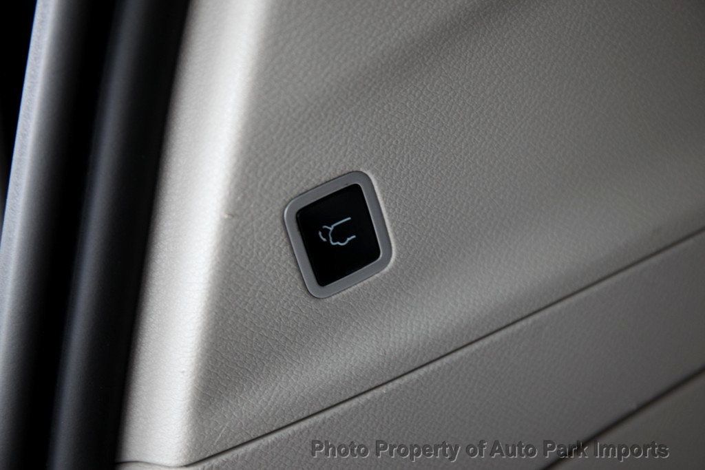 2023 Chrysler Pacifica Touring L photo 47