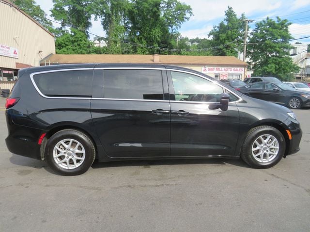 2023 Chrysler Pacifica Touring L FWD - 23043043 - 3
