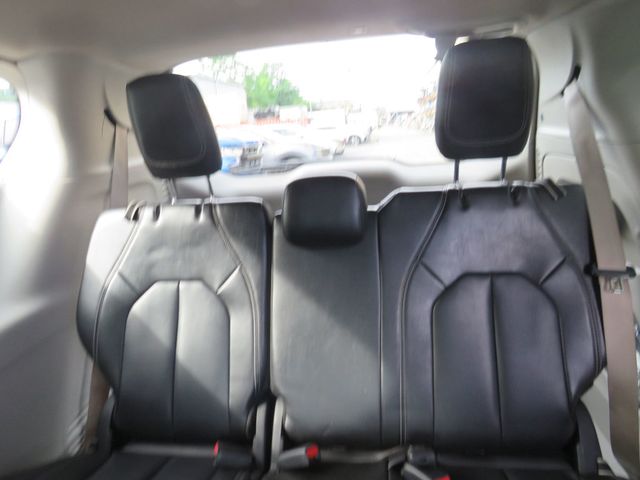 2023 Chrysler Pacifica Touring L FWD - 23043043 - 8