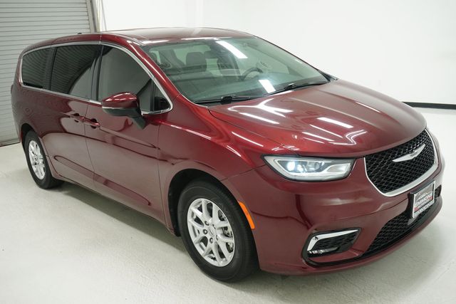 2023 Chrysler Pacifica Touring L FWD - 23027034 - 2