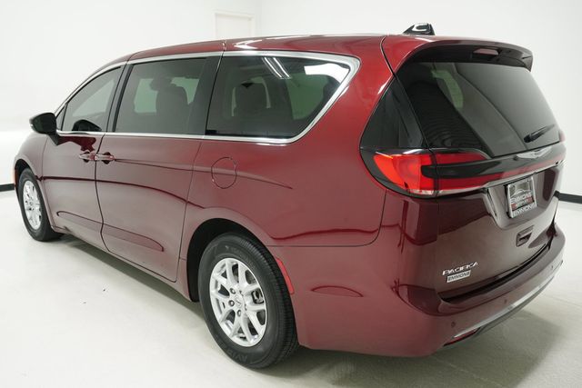 2023 Chrysler Pacifica Touring L FWD - 23027034 - 5