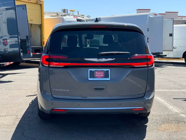 2023 Chrysler Pacifica Touring L FWD - 23016568 - 11