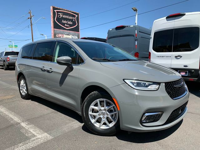 2023 Chrysler Pacifica Touring L FWD - 23016568 - 1