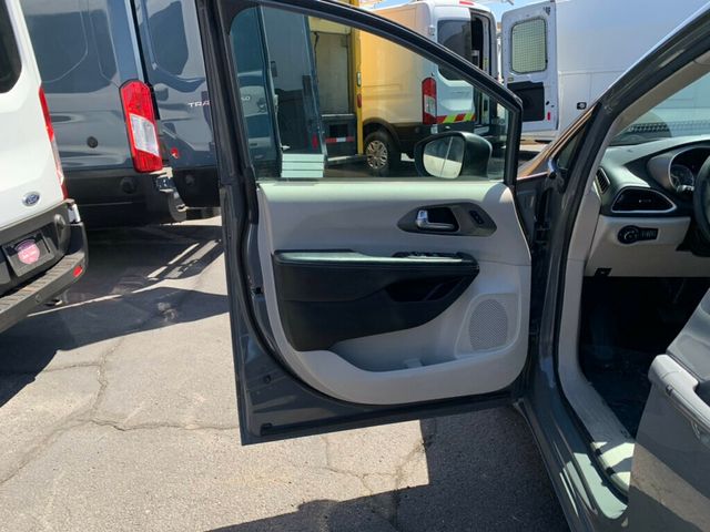 2023 Chrysler Pacifica Touring L FWD - 23016568 - 20