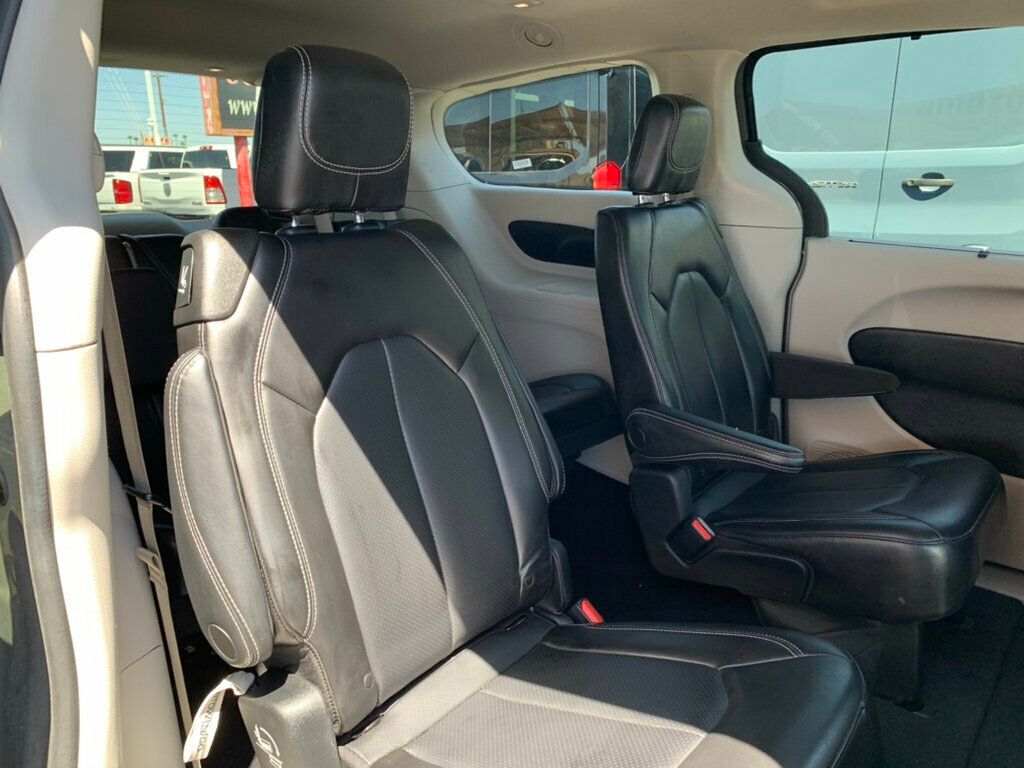 2023 Chrysler Pacifica Touring L FWD - 23016568 - 35