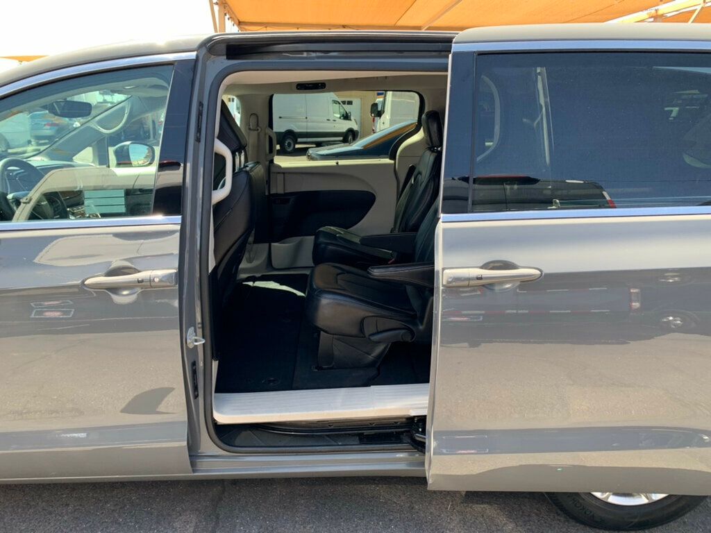 2023 Chrysler Pacifica Touring L FWD - 23016568 - 3