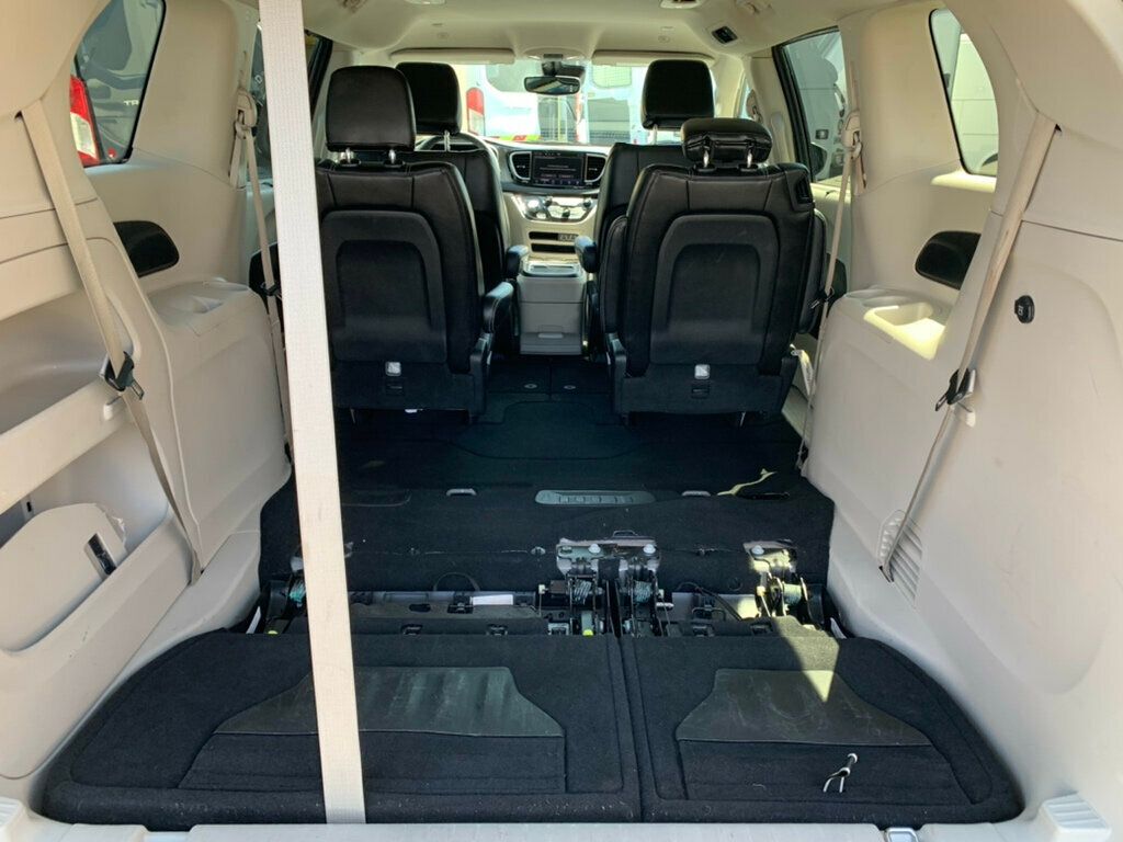 2023 Chrysler Pacifica Touring L FWD - 23016568 - 53