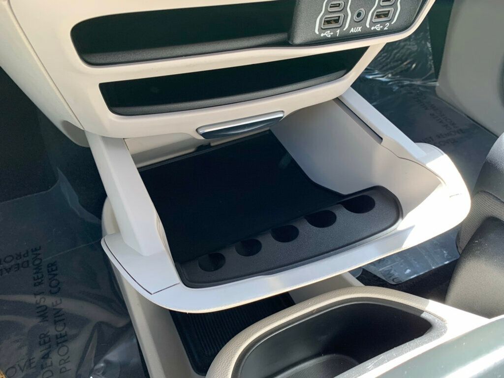 2023 Chrysler Pacifica Touring L FWD - 23016568 - 59