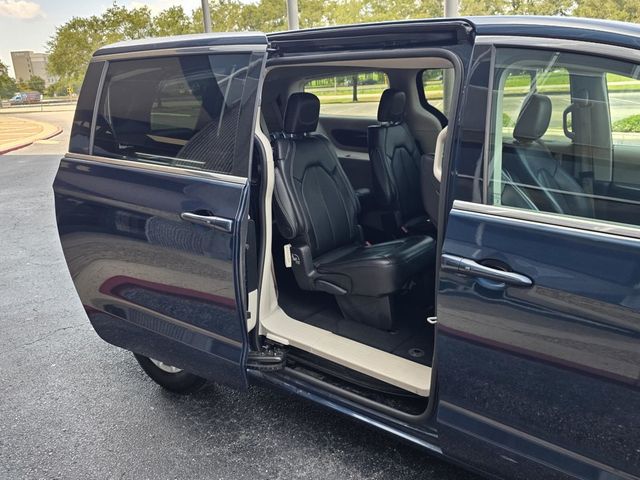 2023 Chrysler Pacifica Touring L FWD - 23066921 - 28