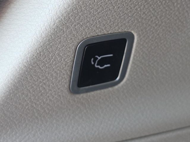 2023 Chrysler Pacifica Touring L FWD - 23078832 - 11