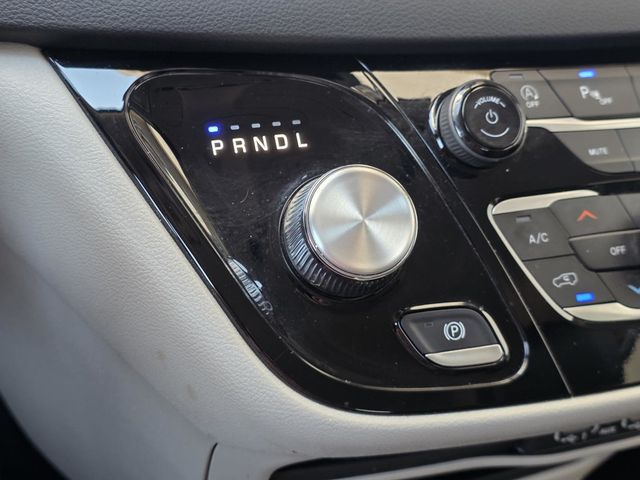 2023 Chrysler Pacifica Touring L FWD - 23078832 - 21