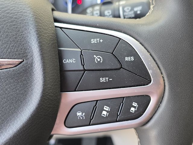 2023 Chrysler Pacifica Touring L FWD - 23078832 - 27
