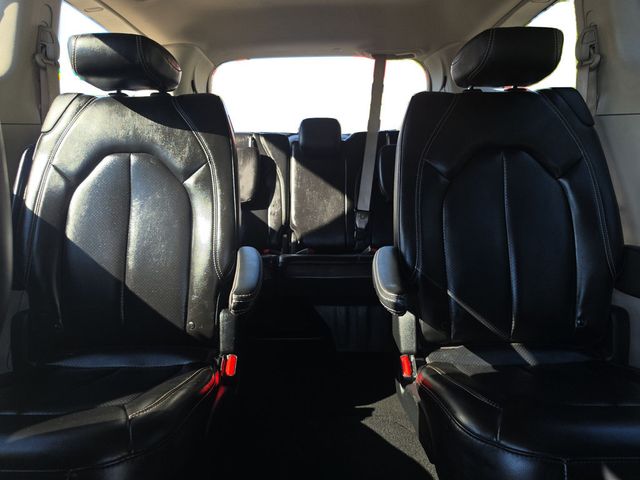2023 Chrysler Pacifica Touring L FWD - 23058157 - 12