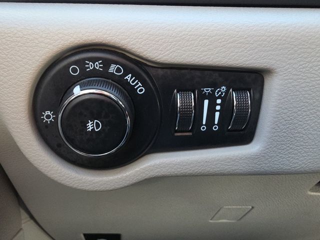2023 Chrysler Pacifica Touring L FWD - 23058157 - 16