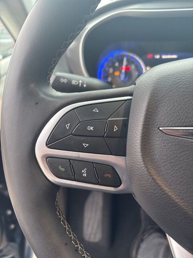 2023 Chrysler Pacifica Touring L FWD - 22991643 - 9