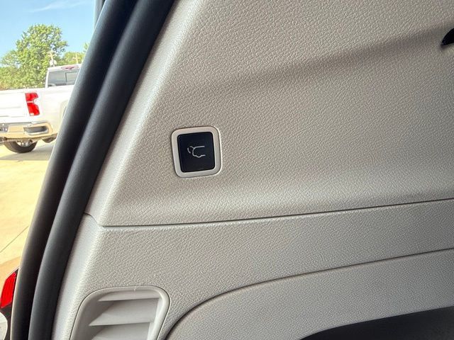 2023 Chrysler Pacifica Touring L FWD - 23049902 - 10