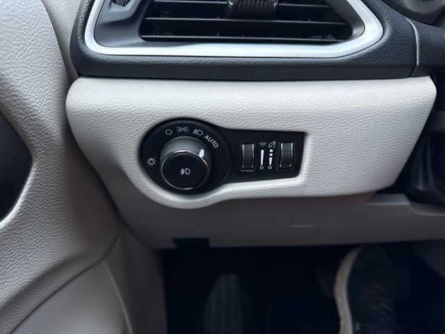 2023 Chrysler Pacifica Touring L FWD - 23049902 - 18