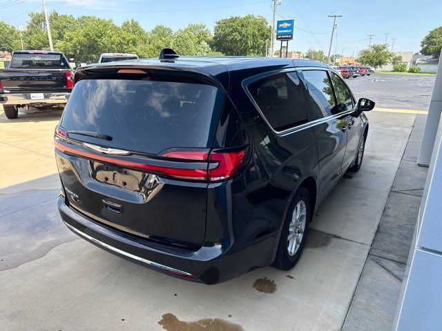 2023 Chrysler Pacifica Touring L FWD - 23049902 - 7