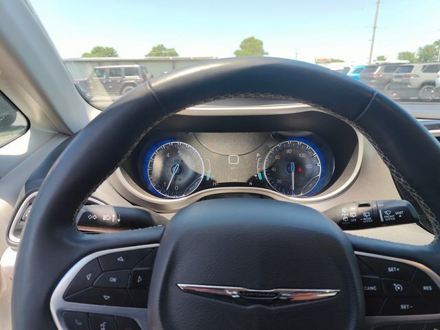 2023 Chrysler Pacifica Touring L FWD - 23038525 - 10