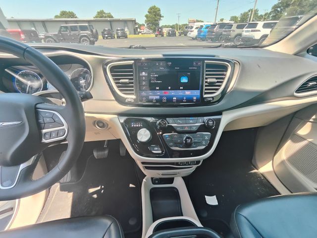 2023 Chrysler Pacifica Touring L FWD - 23038525 - 12