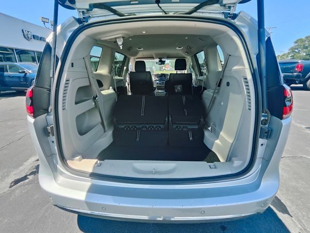 2023 Chrysler Pacifica Touring L FWD - 23038525 - 16