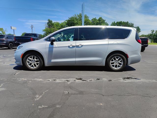 2023 Chrysler Pacifica Touring L FWD - 23038525 - 4