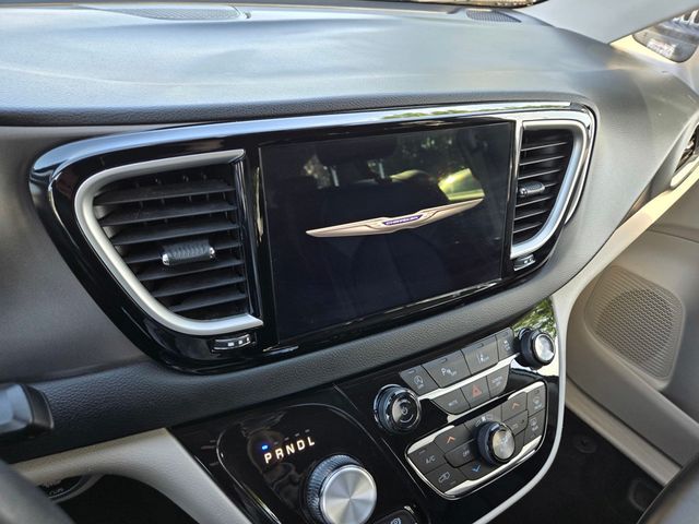 2023 Chrysler Pacifica Touring L FWD - 23005172 - 17