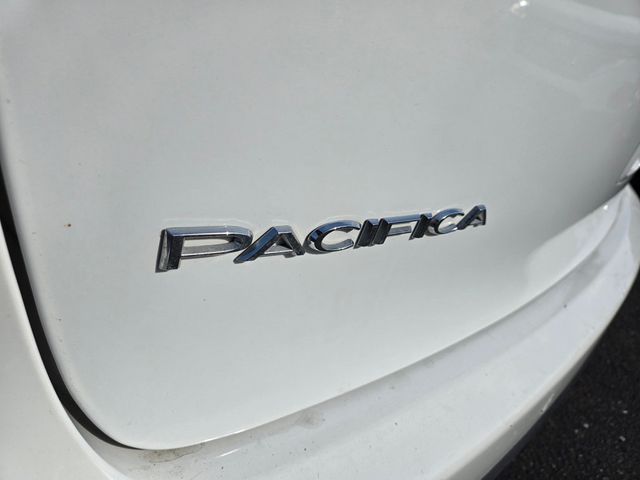 2023 Chrysler Pacifica Touring L FWD - 23005172 - 8