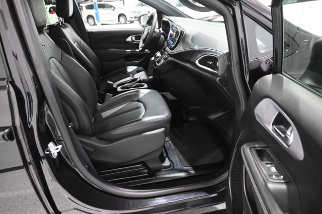 2023 Chrysler Pacifica Touring L FWD - 23001717 - 14