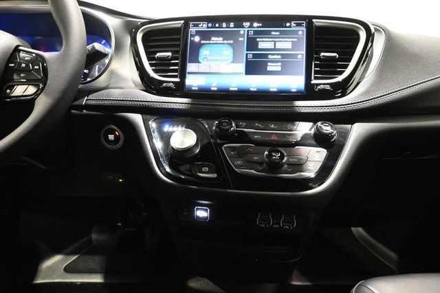 2023 Chrysler Pacifica Touring L FWD - 23001717 - 23
