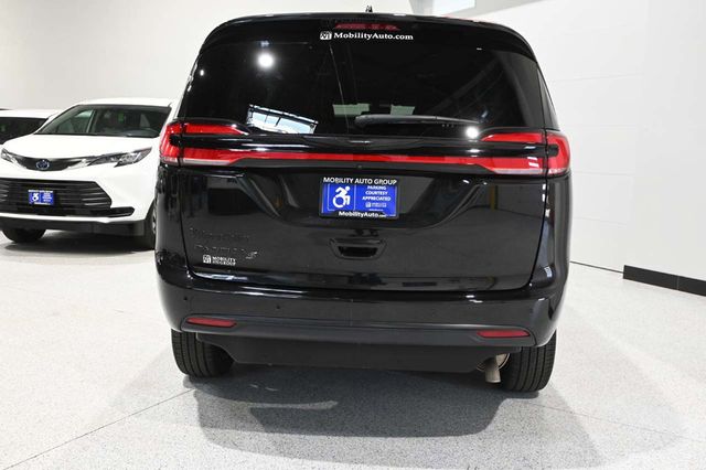 2023 Chrysler Pacifica Touring L FWD - 23001717 - 6
