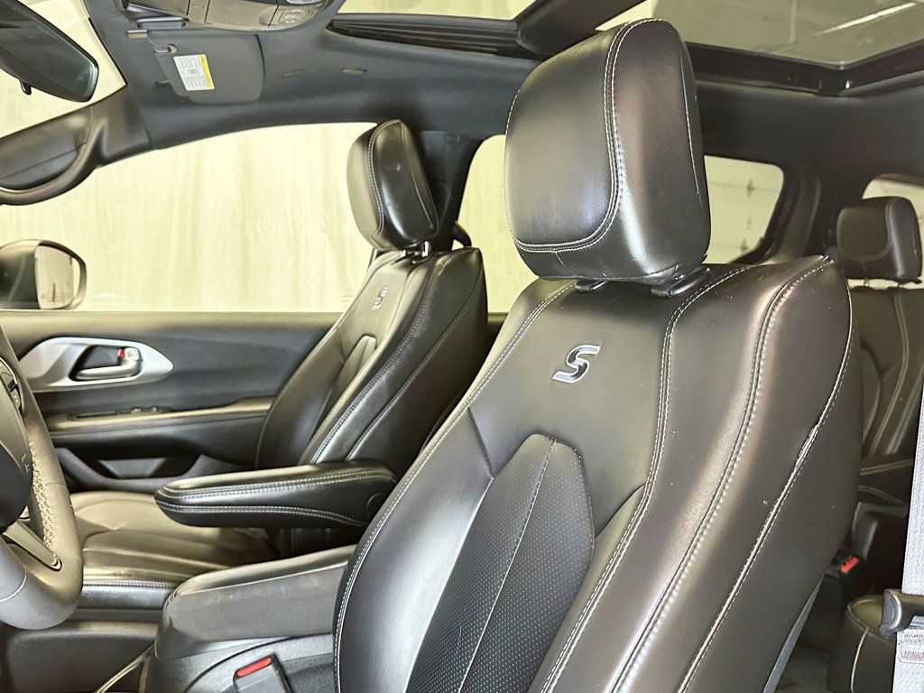 2023 Chrysler Pacifica Touring L FWD - 23086596 - 22