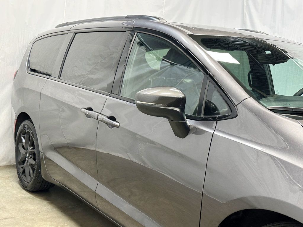 2023 Chrysler Pacifica Touring L FWD - 23086596 - 2