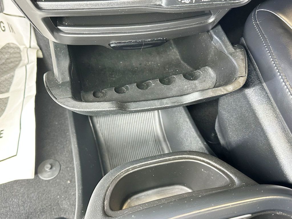 2023 Chrysler Pacifica Touring L FWD - 23086596 - 32